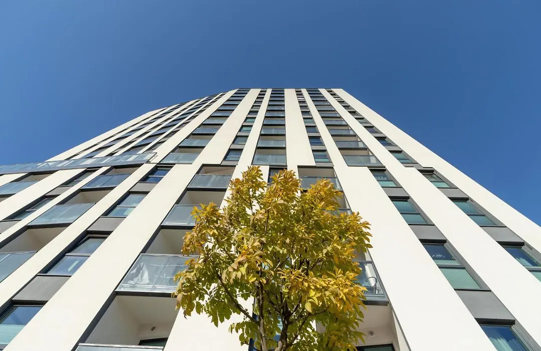 Mogilska Apartments By Renters Prestige-1